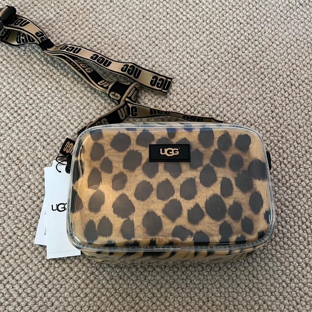 NWT Janey Clear Leopard Ugg Purse